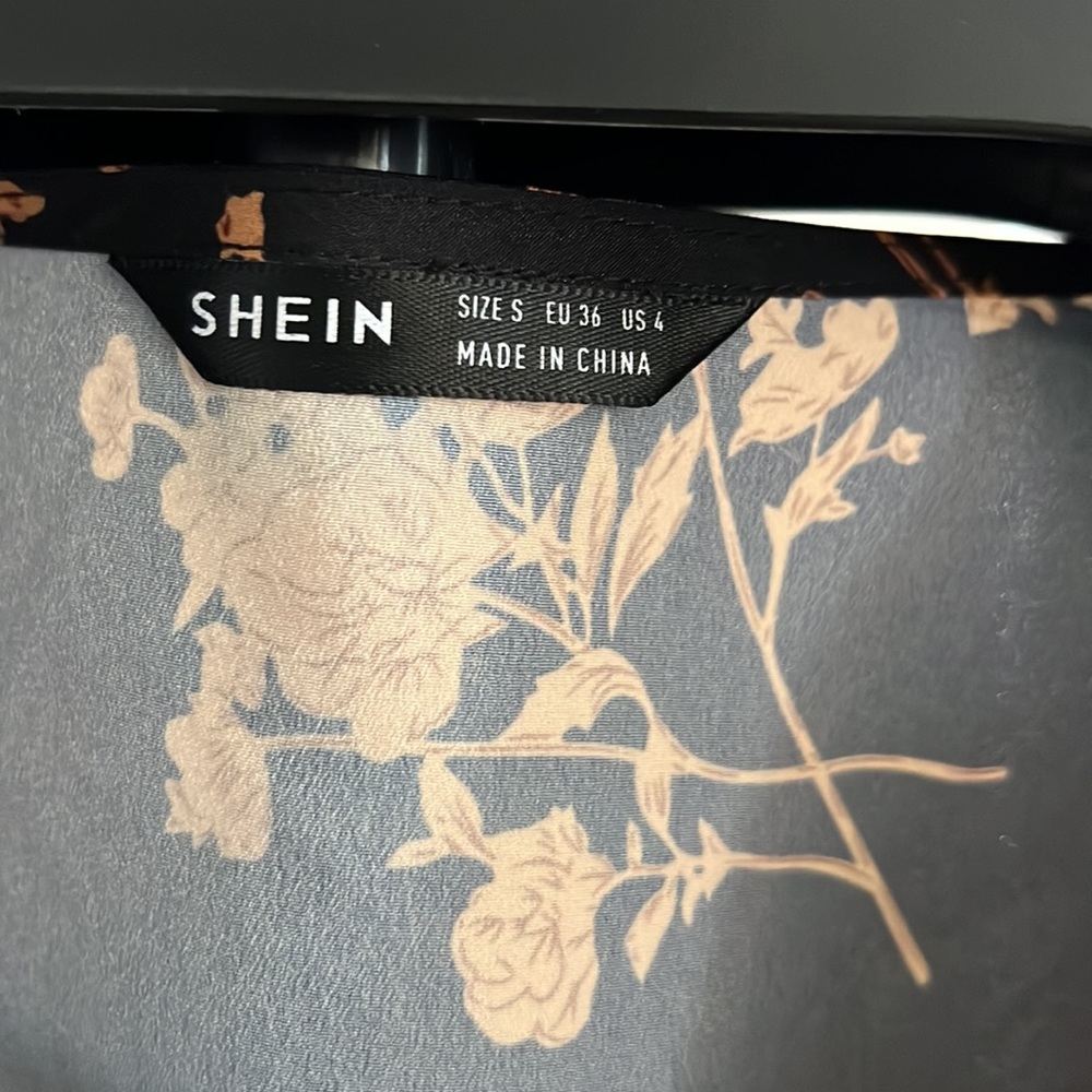 SHEIN Lantern Sleeve Self Belted Floral Jumpsuit size S - Picture 7 of 8